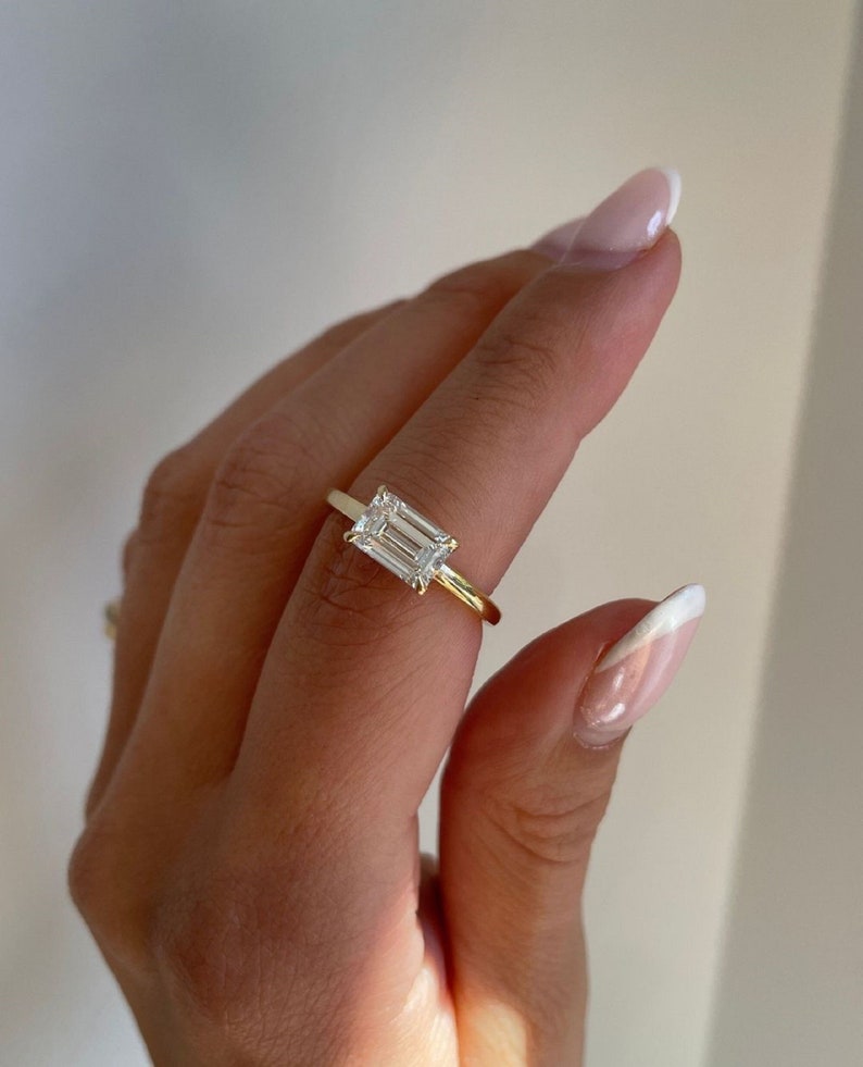 2ct East-West Emerald Cut Lab-Grown Diamond Solitaire Ring in 14K Gold