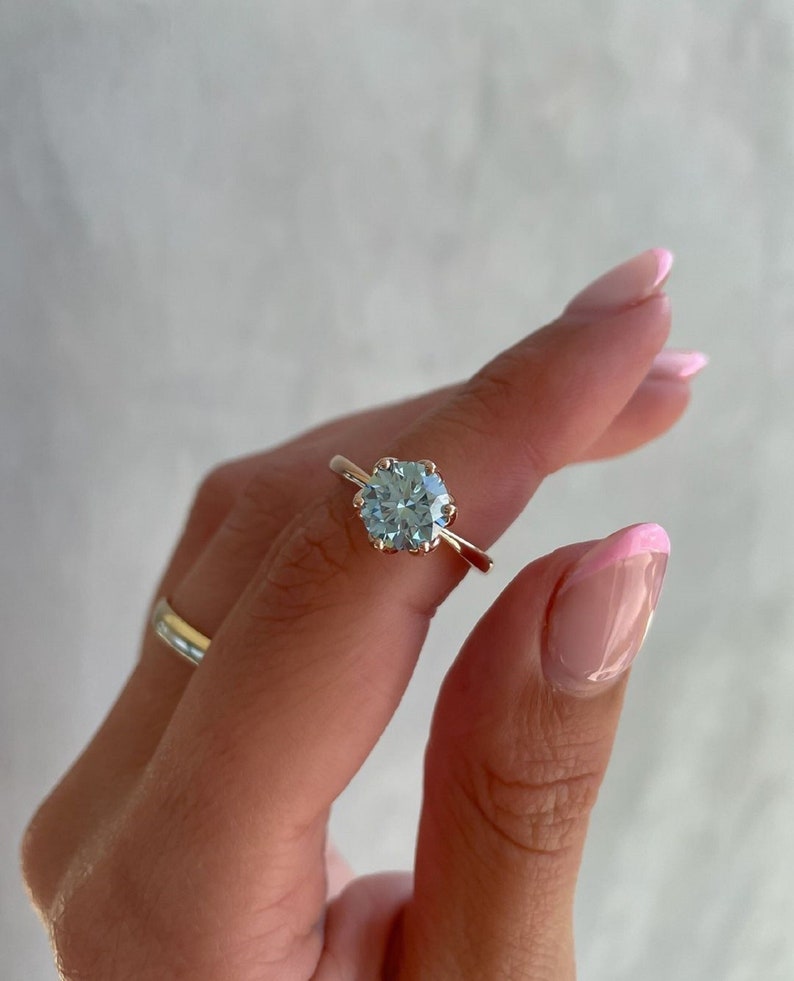 2ct Round Lab-Grown Blue Diamond Solitaire Ring – Lotus Petal 6-Prong Setting in Gold