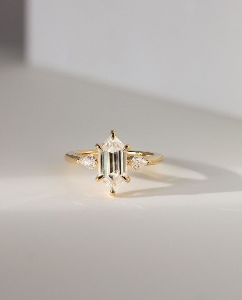 2.50ct Unique Hexagon Lab Grown Engagement Ring - Kite Side Stones Each 0.25ct - Minimalist Gold Band
