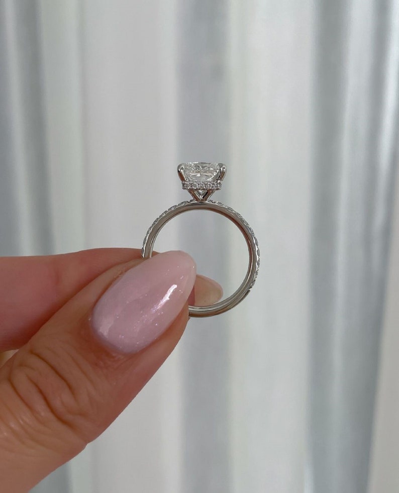 2.50ct Elegant Princess-Cut Lab-Grown Diamond Hidden Halo Ring with Pave Band