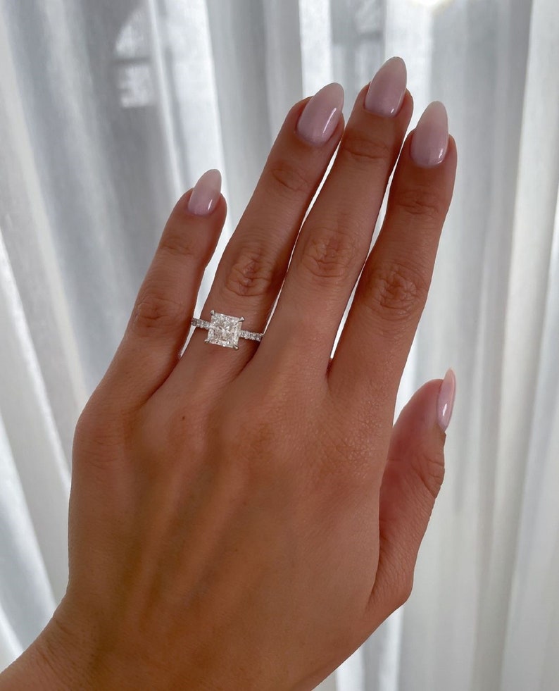 2.50ct Elegant Princess-Cut Lab-Grown Diamond Hidden Halo Ring with Pave Band