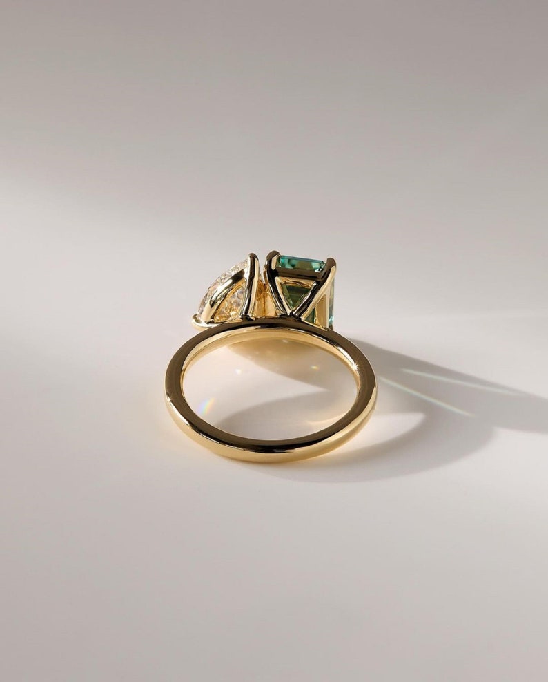 3ctw Emerald-Cut Green Lab-Grown Diamond & 2CT Pear-Cut Total 5ctw White Diamond Duo Ring in 14K Gold