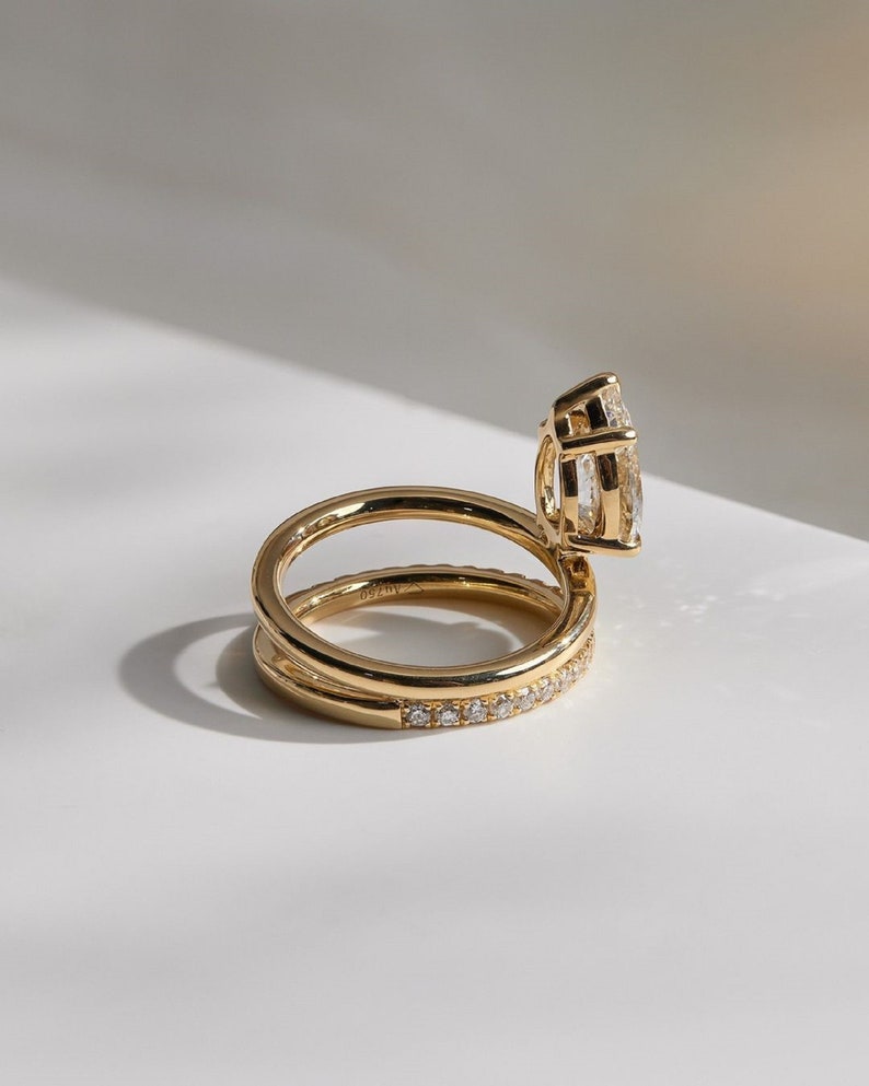 2.50ct Luna Pear Cut Lab-Grown Diamond Ring Set in 14K yellow gold with join band