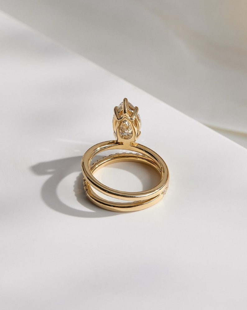 2.50ct Luna Pear Cut Lab-Grown Diamond Ring Set in 14K yellow gold with join band