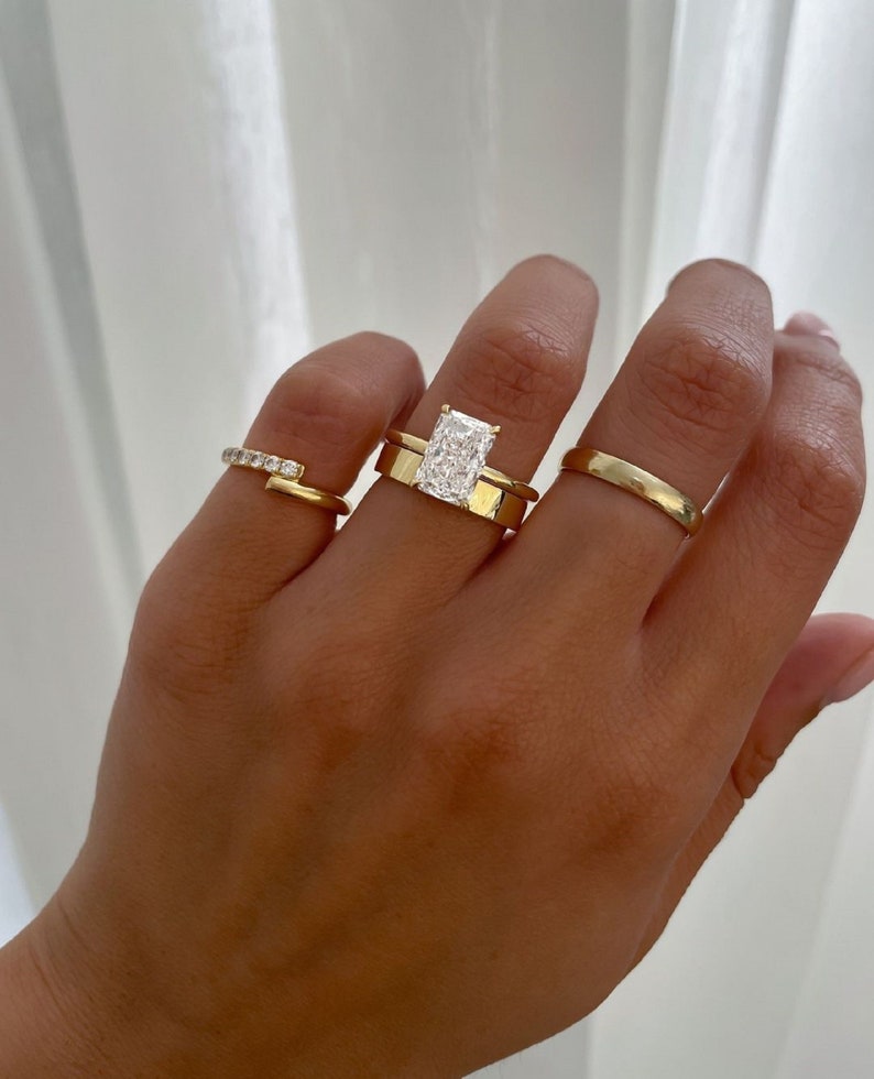 2ct Radiant Cut Lab grown Solitaire Diamond Ring in Gold – Minimalist Luxury Statement Ring