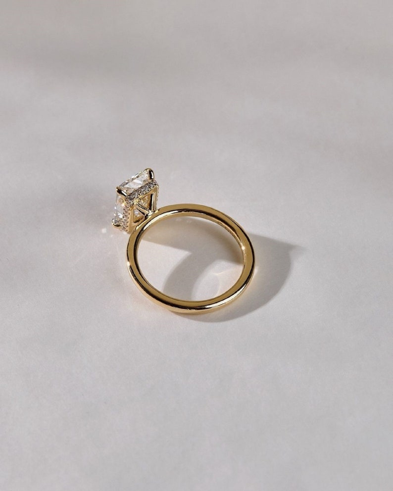 2ct Radiant Cut Lab grown Solitaire Diamond Ring in Gold – Minimalist Luxury Statement Ring