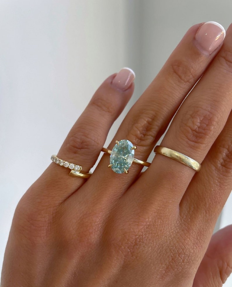 3ct Oval Cut Lab-Grown Diamond Engagement Ring in Solid Gold – Minimalist Elegant Statement Ring