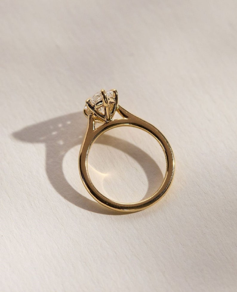 2.50ct Marquise Cut Lab-Grown Diamond Solitaire Ring in 14K Yellow Gold