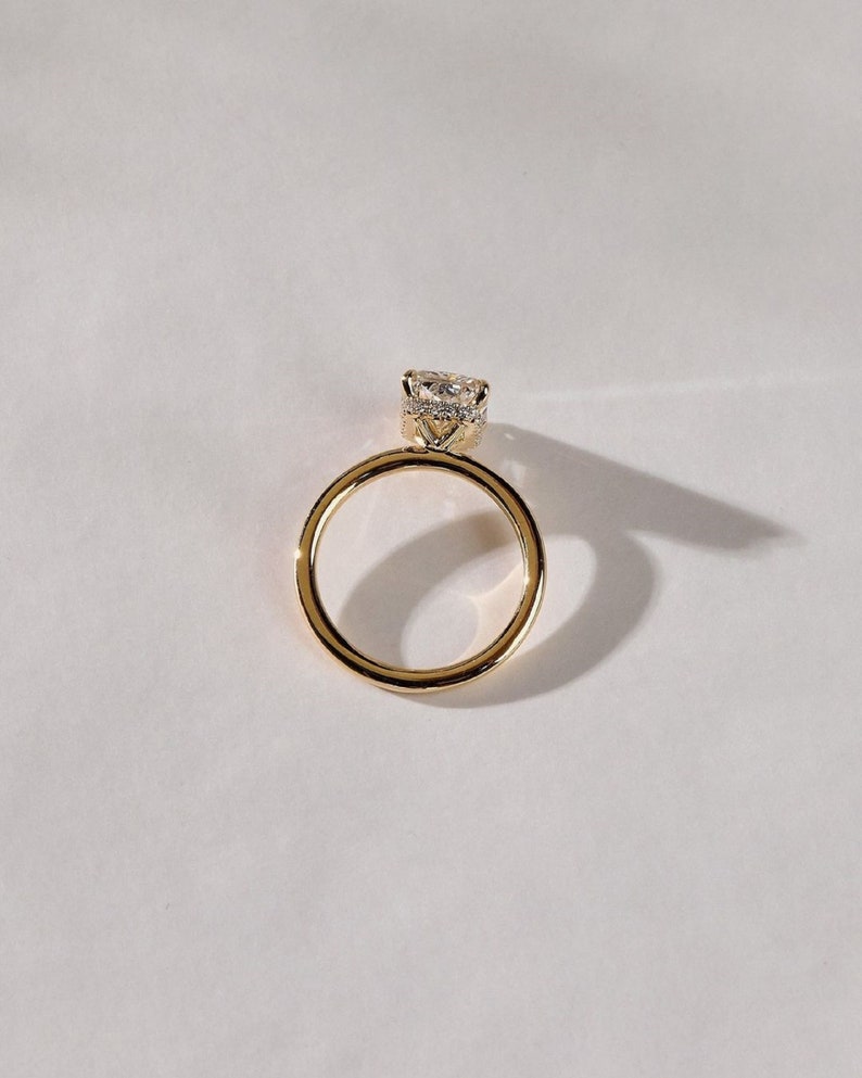 2ct Radiant Cut Lab grown Solitaire Diamond Ring in Gold – Minimalist Luxury Statement Ring