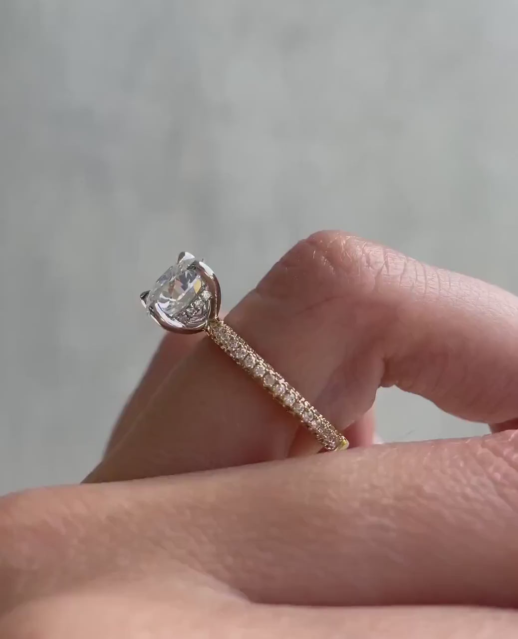 2ct The Aura Hidden Halo Round Cut Lab-Grown Diamond Ring in 14K Yellow Gold