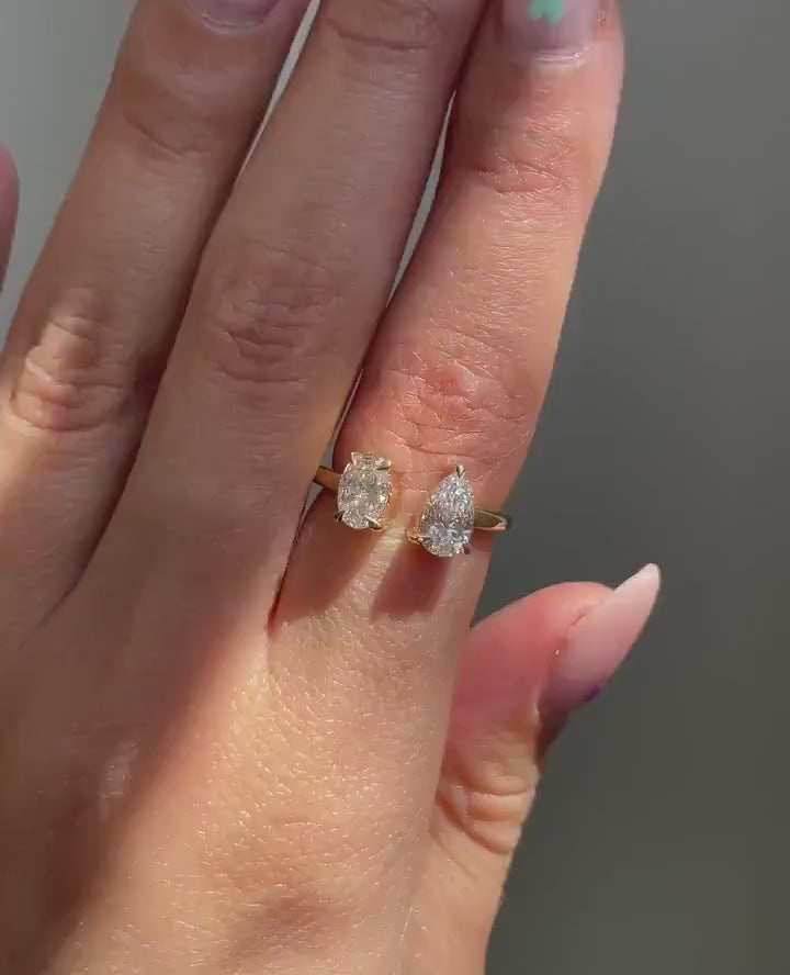 6ct Duo-Stone 3ct Pear & 3ct Oval Diamond Open Band Ring – 14K Gold Toi et Moi Engagement Ring