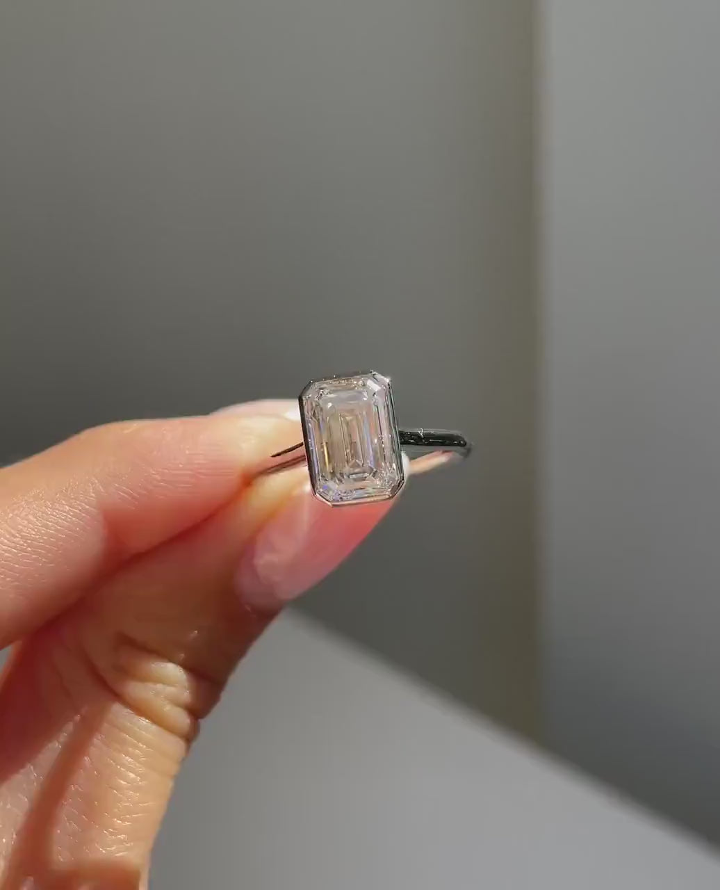 3ct Emerald-Cut Lab-Grown Diamond Solitaire Ring – Minimalist Elegance